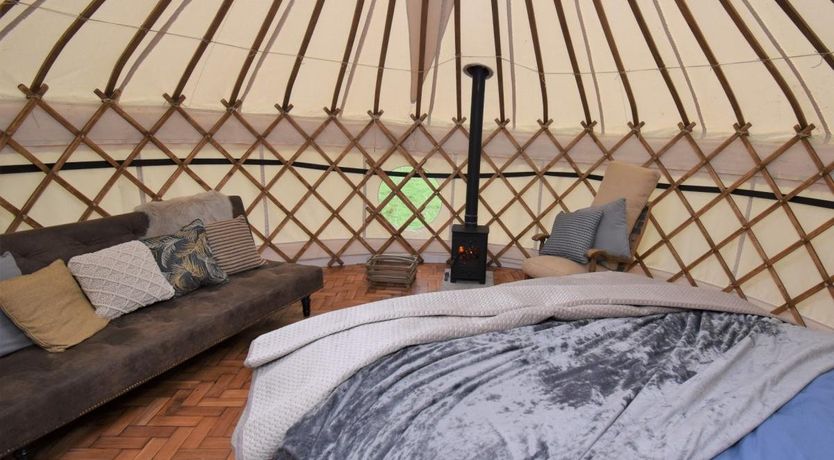 Photo of 1 Bed in Rhydowen