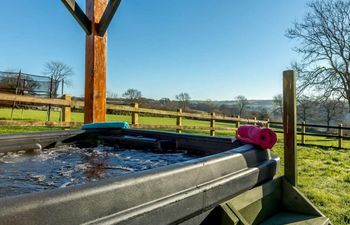 2 Bed in Knowstone Holiday Cottage