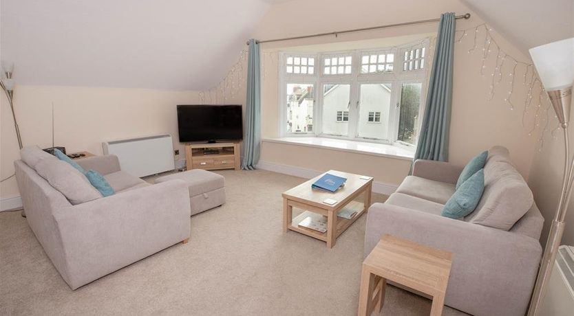 Photo of 2 Bed in Tenby