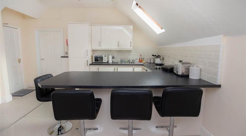 Photo of 2 Bed in Tenby