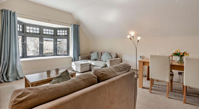 Photo of 2 Bed in Tenby