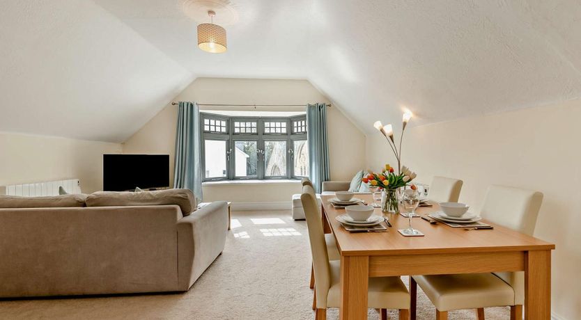 Photo of 2 Bed in Tenby