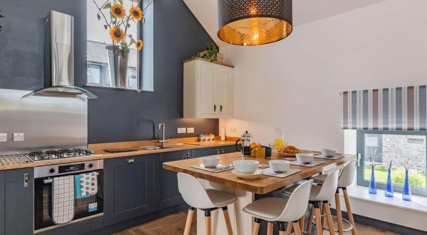 Photo of 2 Bed in Cilgerran