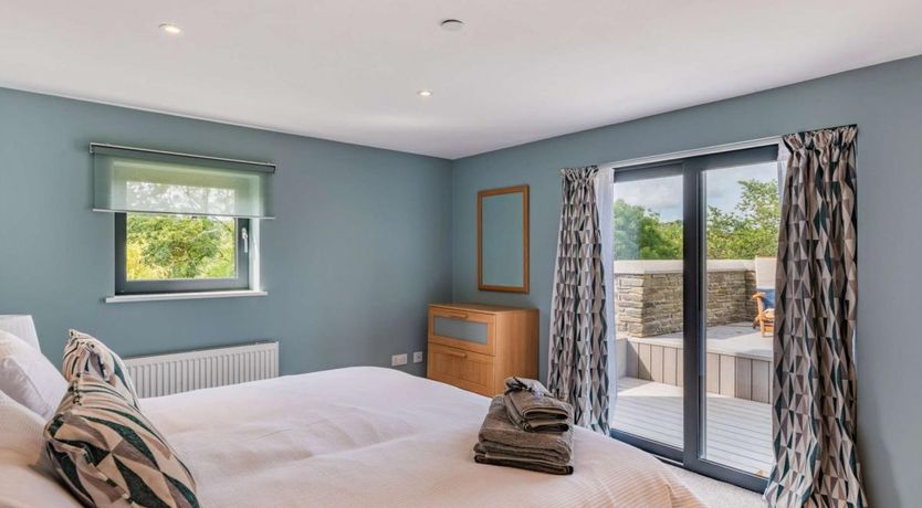 Photo of 2 Bed in Cilgerran