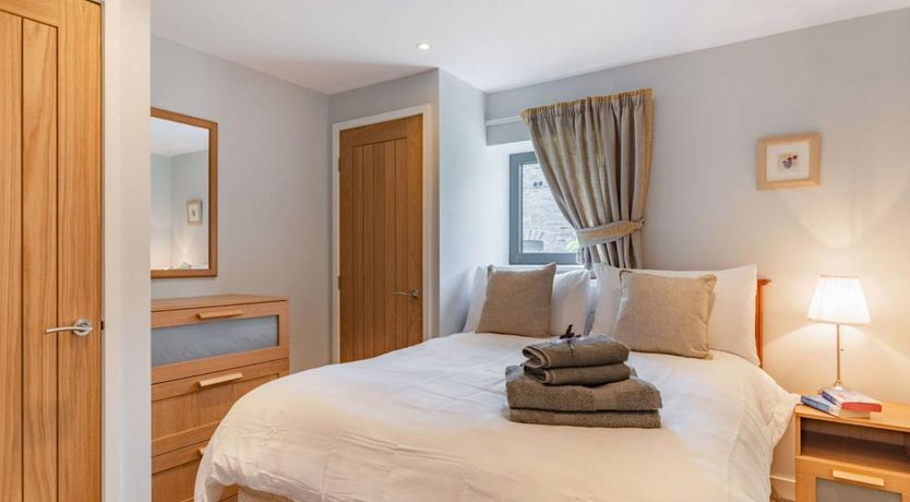 Photo of 2 Bed in Cilgerran