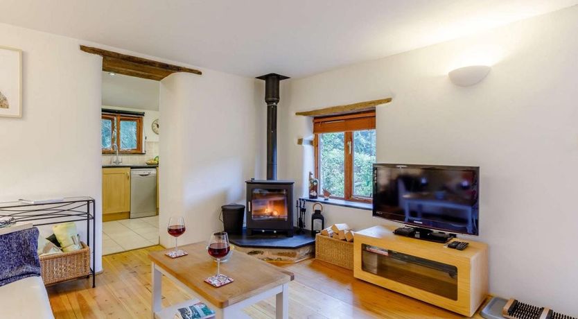 Photo of 1 Bed in Oakford