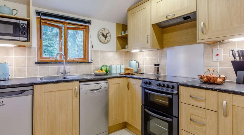 Photo of 1 Bed in Oakford