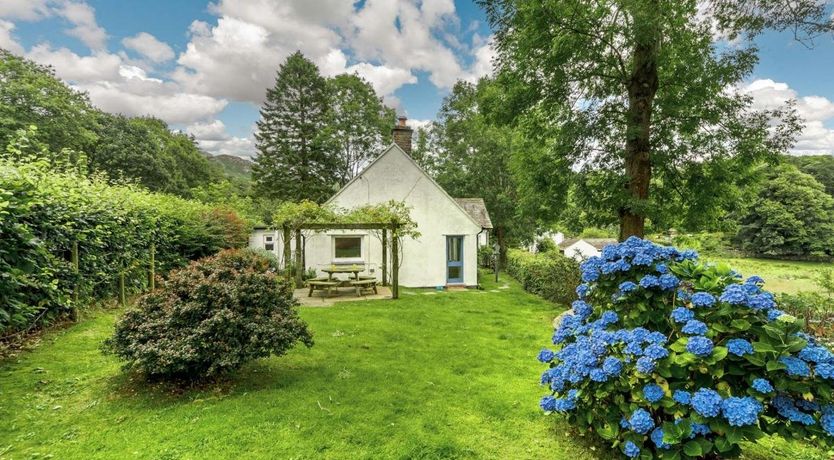 Photo of in Eskdale (SZ537)