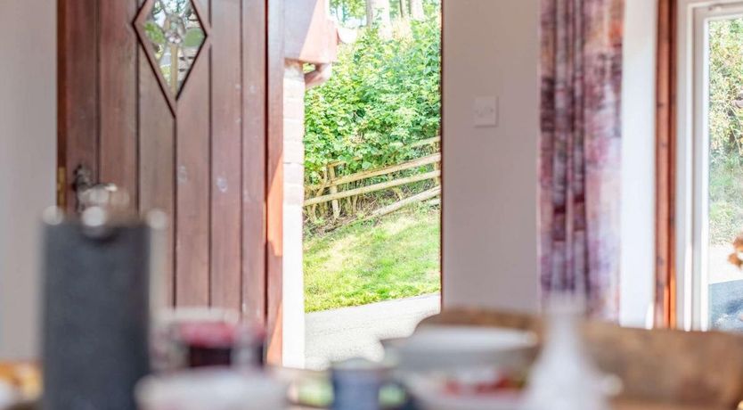 Photo of 1 Bed in Commins Coch