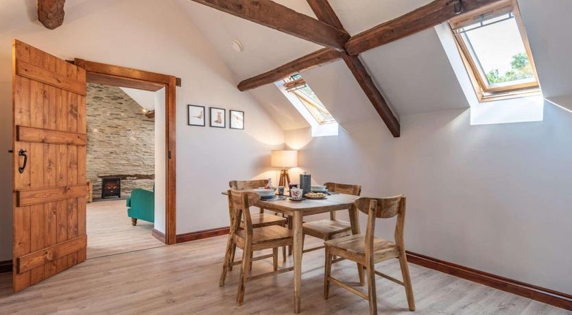 Photo of 1 Bed in Commins Coch