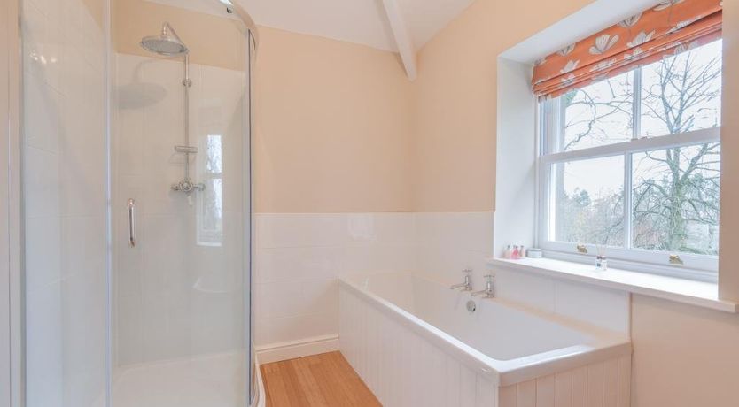 Photo of 2 Bed in Boltongate