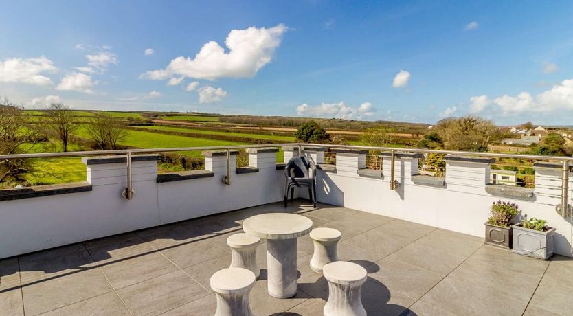 Photo of 8 Bed in Angle