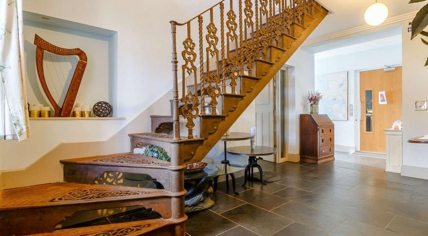 Photo of 8 Bed in Angle