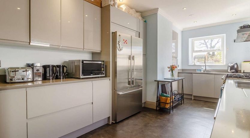 Photo of 8 Bed in Angle