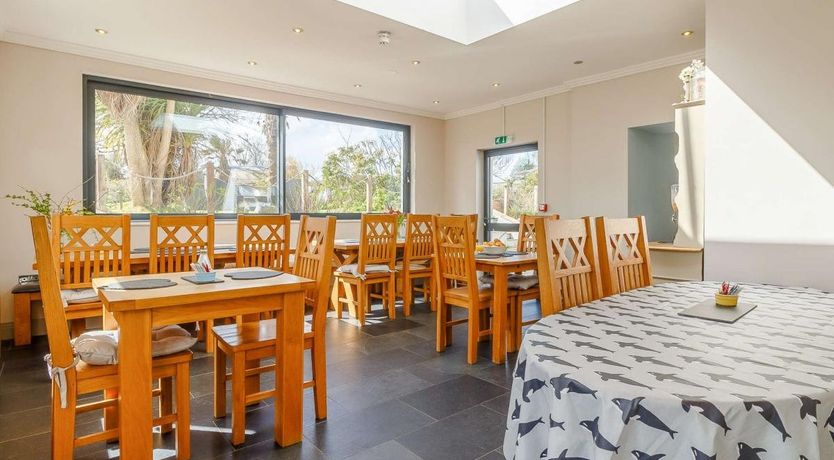 Photo of 8 Bed in Angle