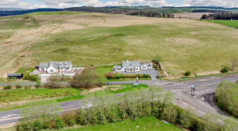 Photo of 4 Bed in Troutbeck