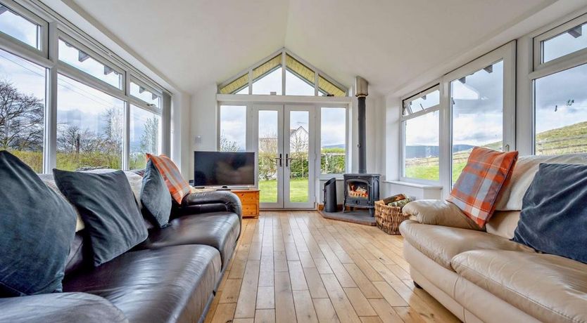 Photo of 4 Bed in Troutbeck