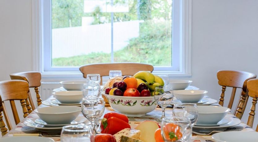 Photo of 5 Bed in Milton Damerel