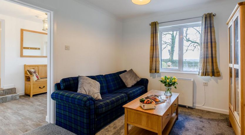 Photo of 5 Bed in Milton Damerel