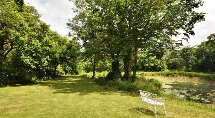 Photo of 5 Bed in Milton Damerel