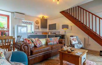2 Bed in Umberleigh Holiday Cottage