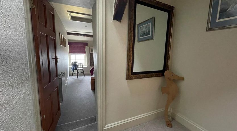 Photo of 3 Bed in Tenby