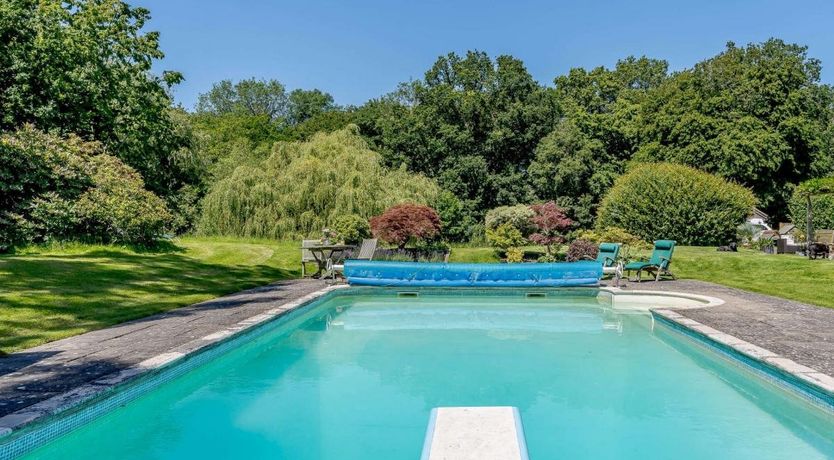 Photo of 2 Bed in Framfield