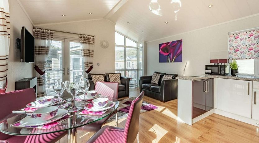 Photo of 2 Bed in Stepaside