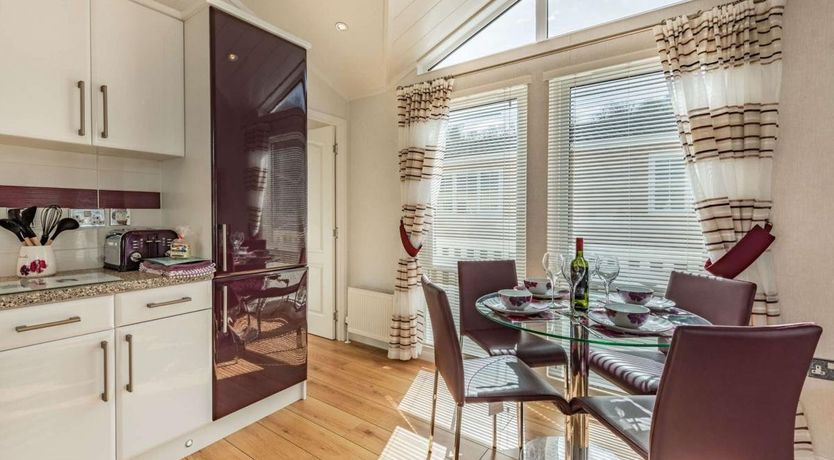 Photo of 2 Bed in Stepaside