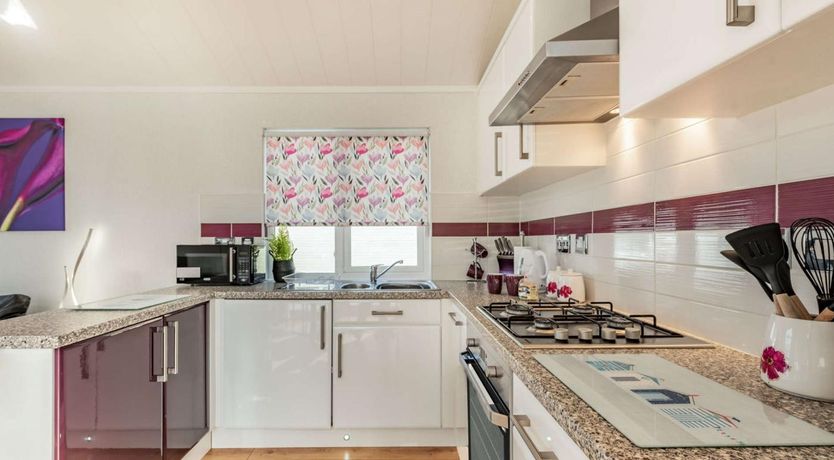 Photo of 2 Bed in Stepaside