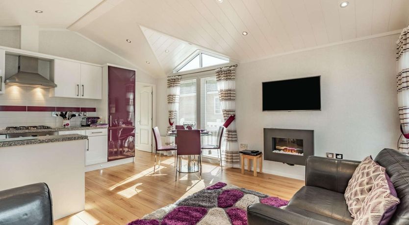 Photo of 2 Bed in Stepaside