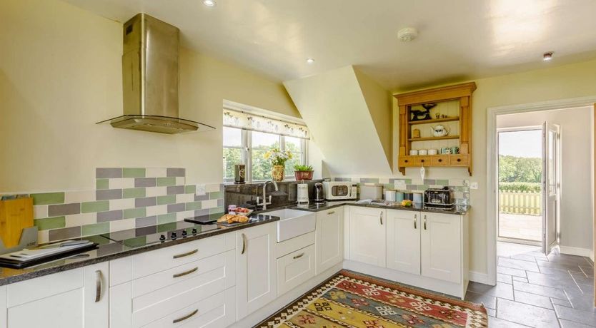 Photo of 1 Bed in Llanfwrog