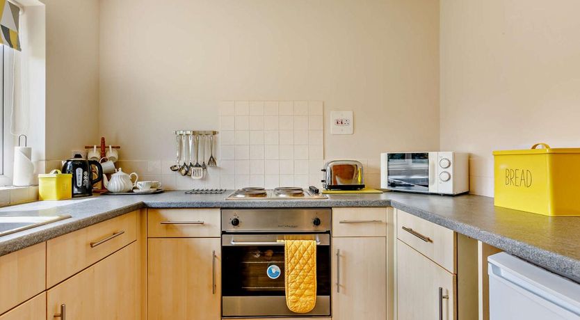 Photo of 2 Bed in Moreton In Marsh
