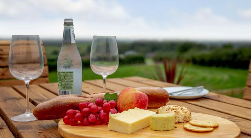 Photo of 1 Bed in South Brent