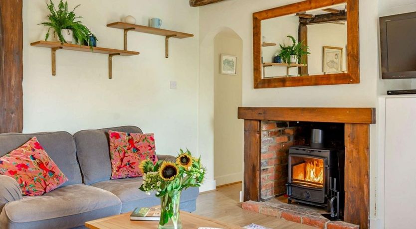 Photo of 2 Bed in Horsted Keynes