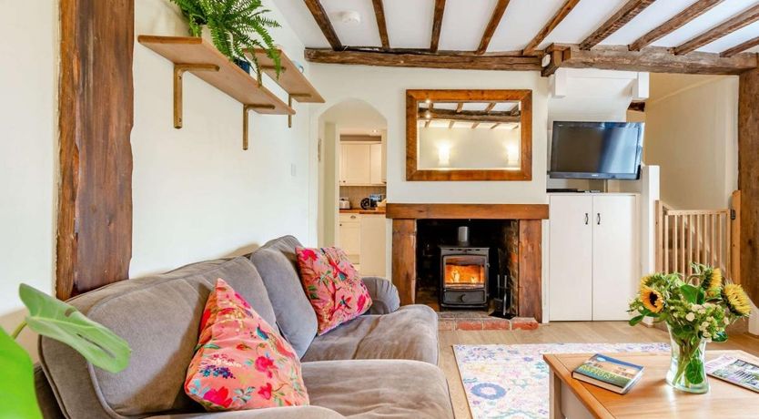 Photo of 2 Bed in Horsted Keynes