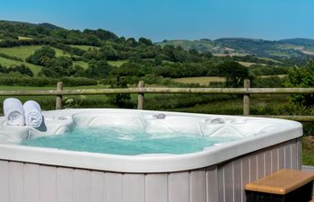 2 Bed in Llangadog Holiday Cottage