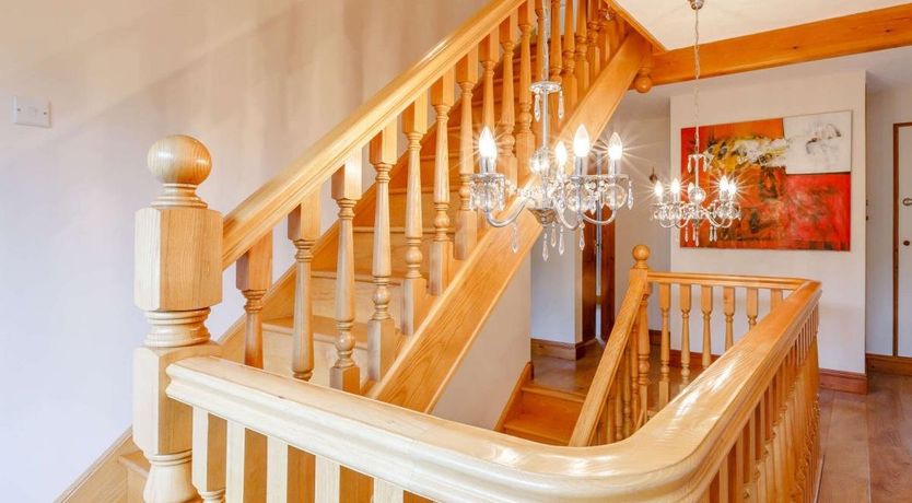 Photo of 6 Bed in Axminster