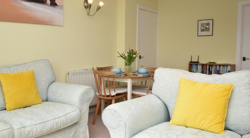 Photo of 2 Bed in Tenby