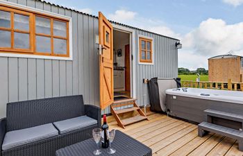 Log Cabin in Lincolnshire Holiday Cottage