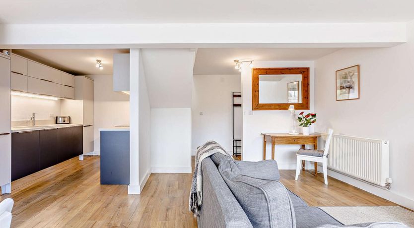 Photo of 2 Bed in Bidford On Avon