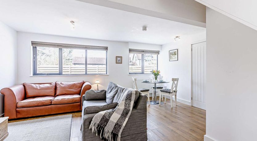 Photo of 2 Bed in Bidford On Avon
