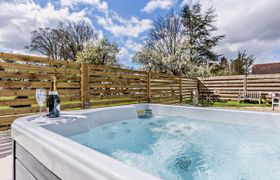 Photo of cottage-in-warwickshire-2