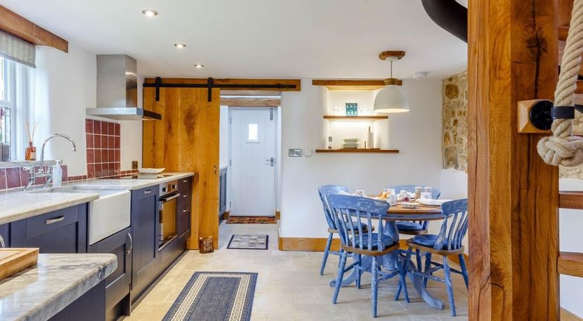 Photo of 2 Bed in Bishops Tawton