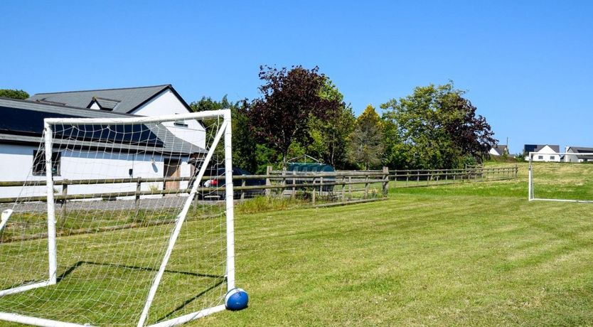 Photo of 4 Bed in Torrington