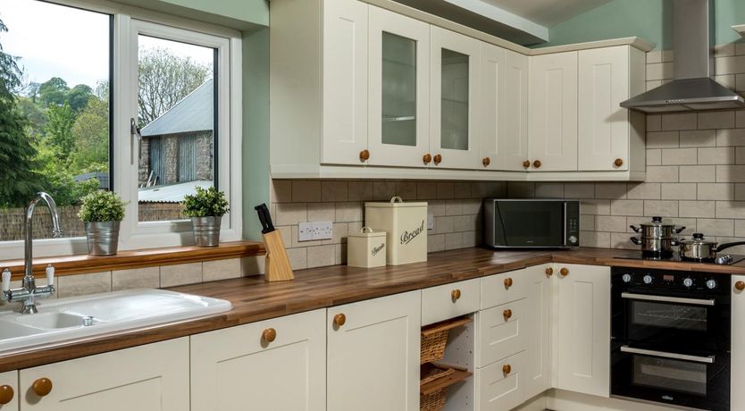 Photo of 4 Bed in Brecon