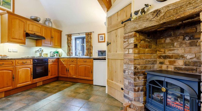 Photo of 1 Bed in Leighton