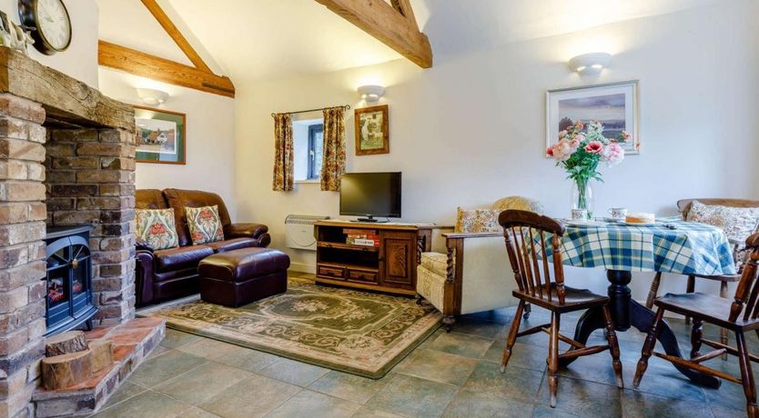 Photo of 1 Bed in Leighton