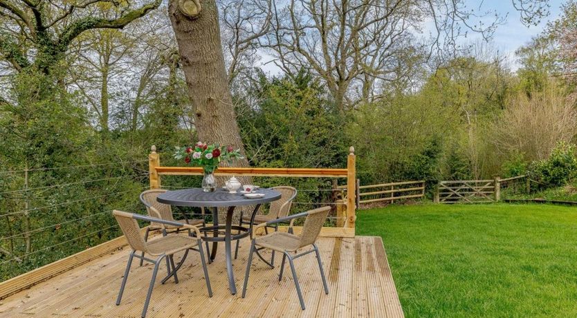 Photo of 1 Bed in Leighton