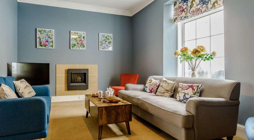 Photo of 5 Bed in Tenby